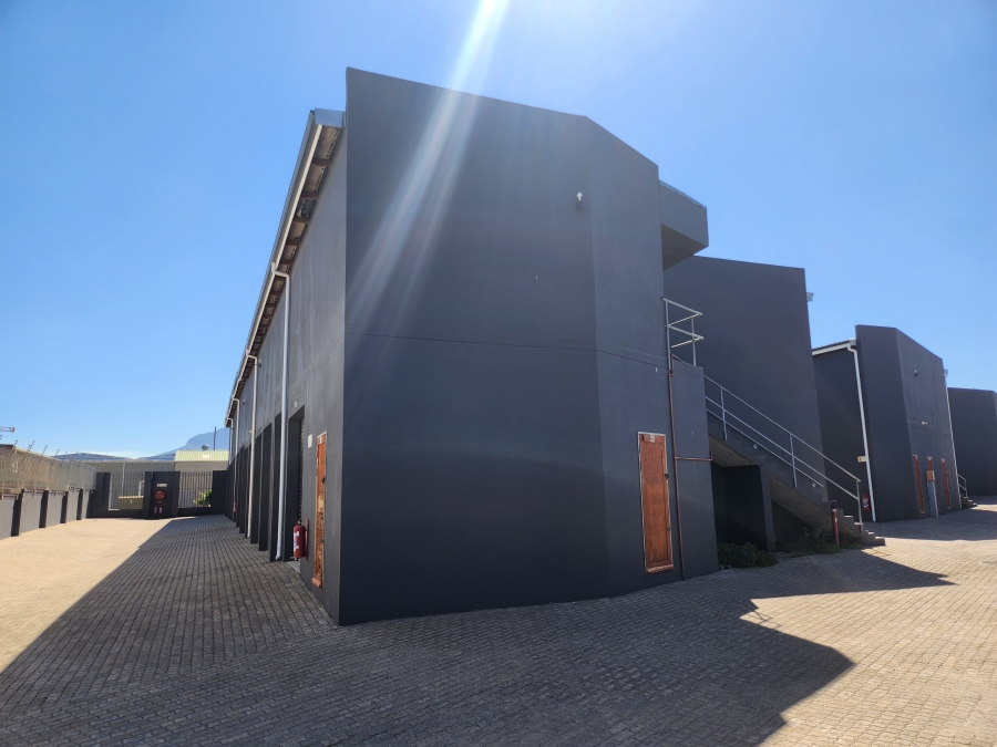 Commercial Property for Sale in Broadlands Western Cape